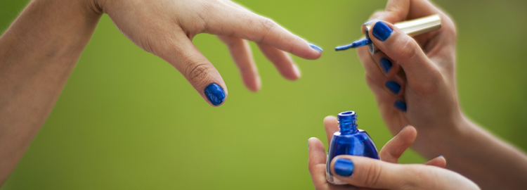 làm-đẹp-bằng-cách-chăm-sóc-nail