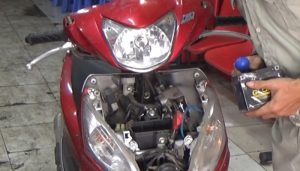 Dấu hiệu ắc quy xe Vision gặp vấn đề