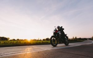 Lý do nhiều người thích đi phượt bằng xe máy