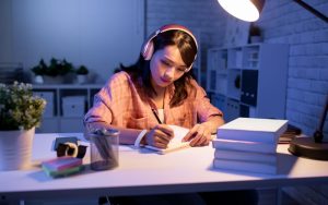 rèn luyện tinh thần tự giác