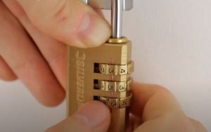 Các loại ổ khóa số