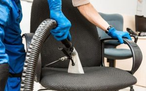 vệ sinh ghế văn phòng vải nỉ